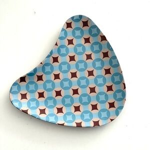 Rachel Ray Collection by Precidio Mid-Century Modern Style Boomerang Shape Plate